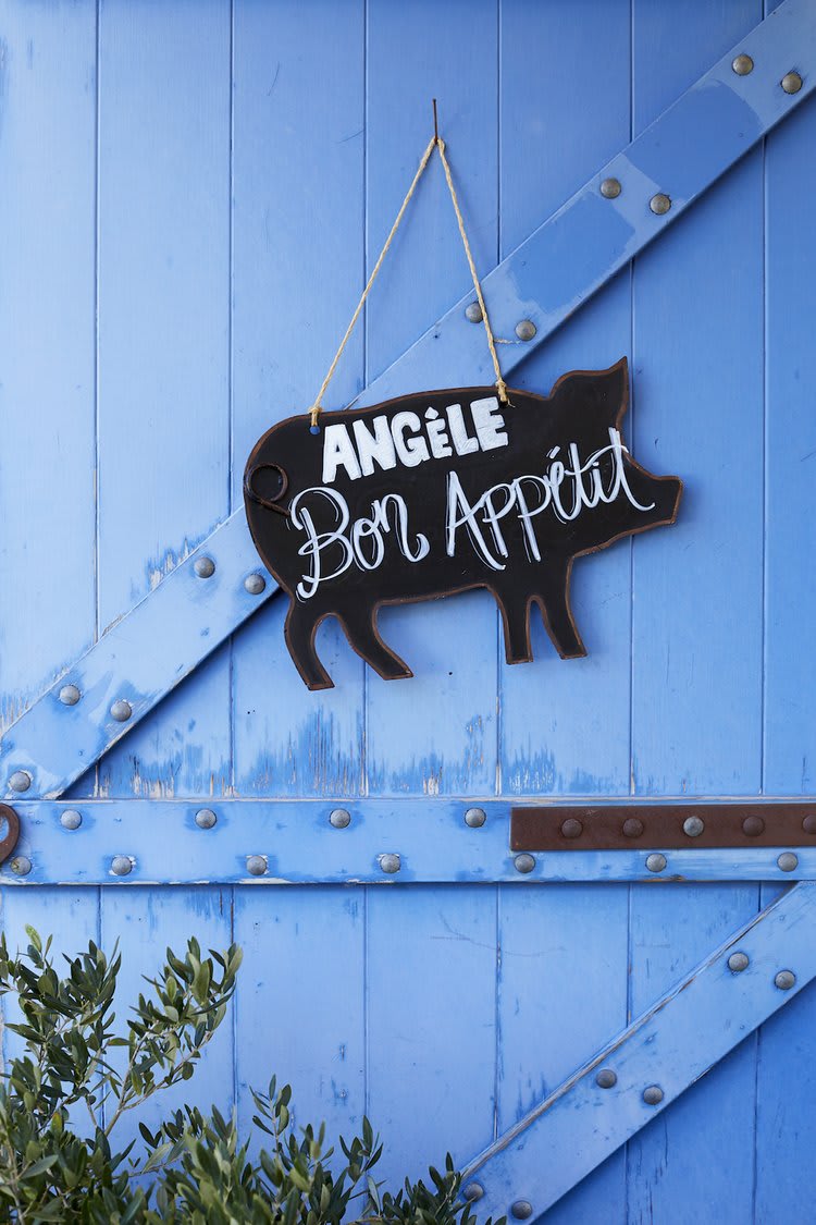 Sign reading "Angele Bon Appetit" at Angele Restaurant & Bar in Napa Valley